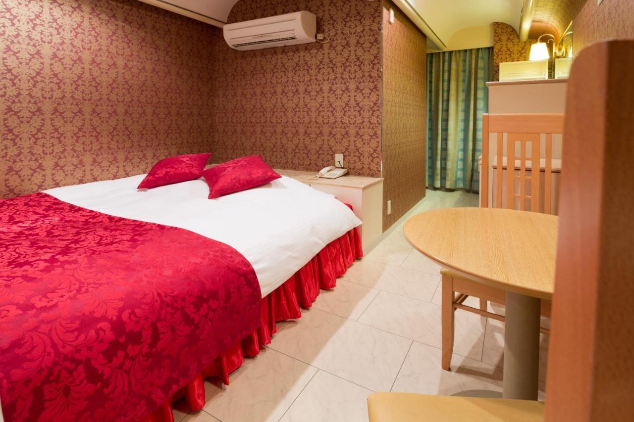 Hotel Route One Οσάκα Εξωτερικό φωτογραφία