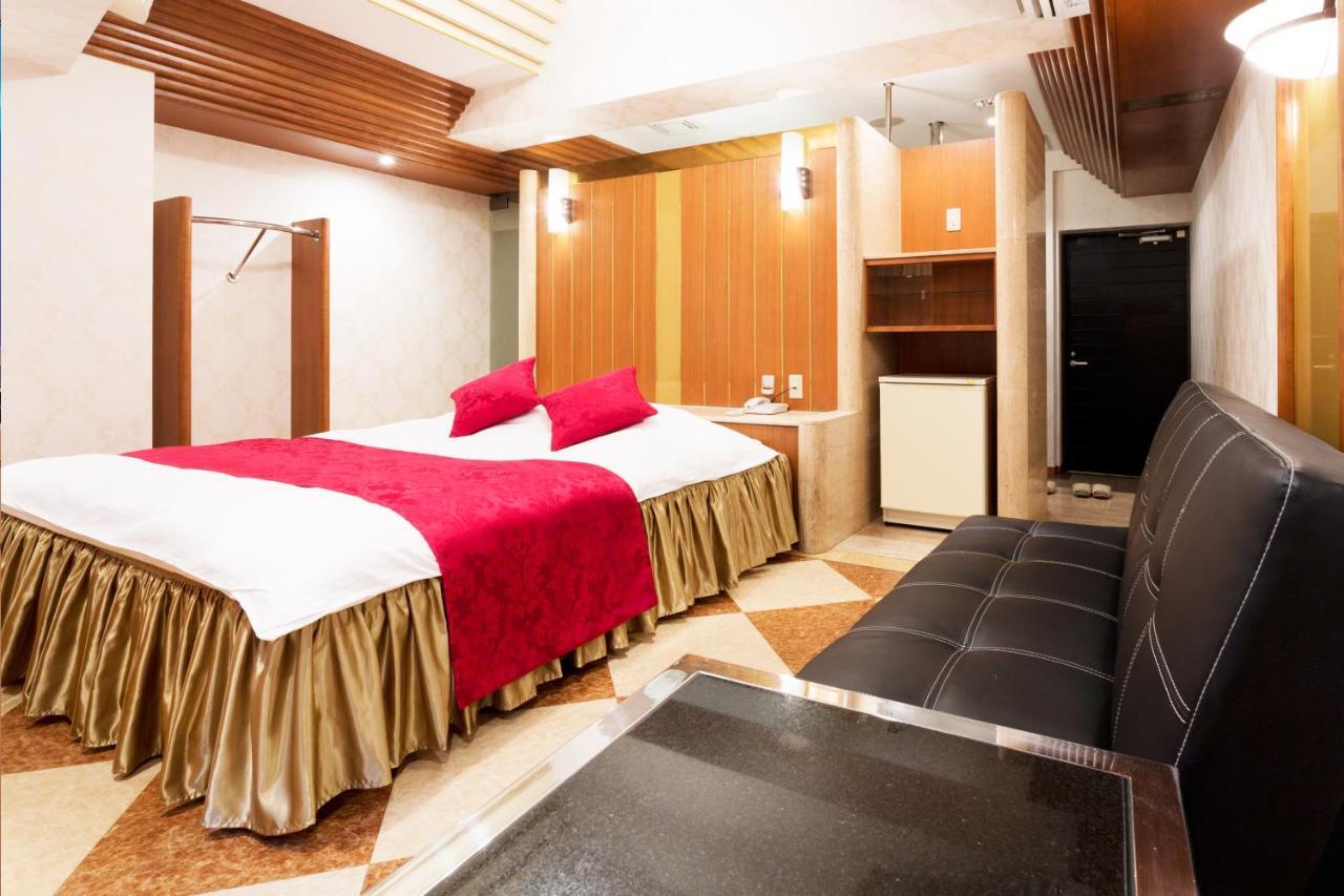 Hotel Route One Οσάκα Εξωτερικό φωτογραφία