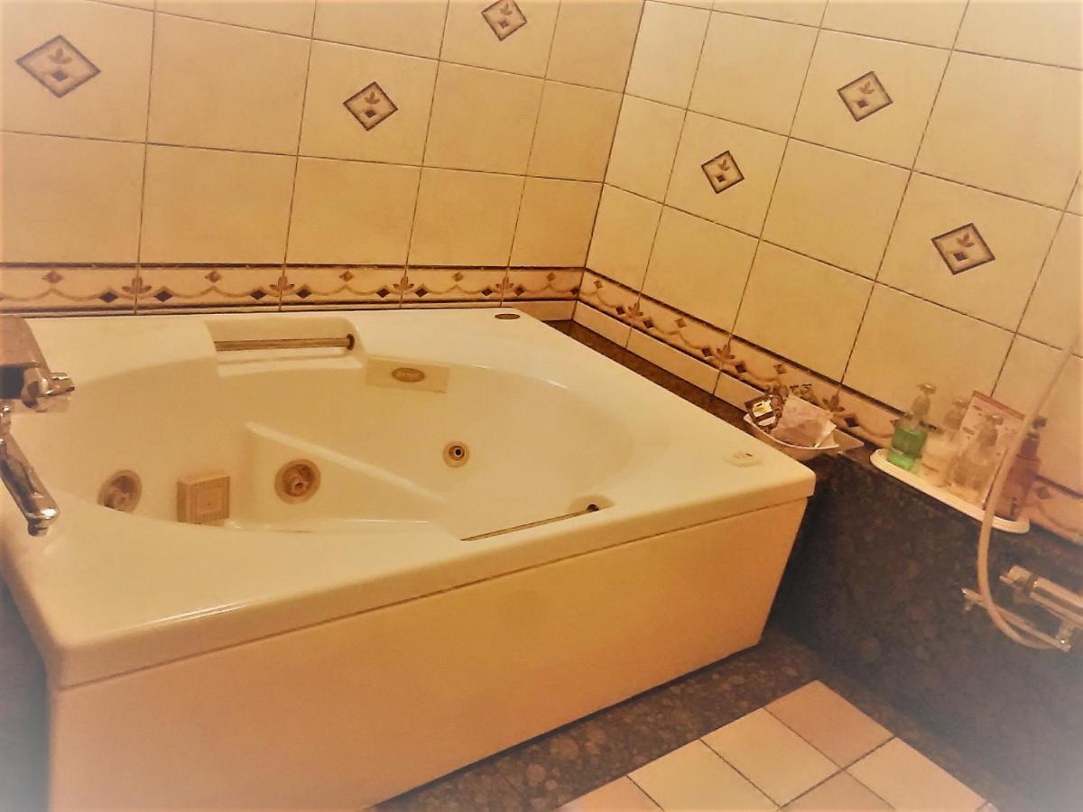 Hotel Route One Οσάκα Εξωτερικό φωτογραφία