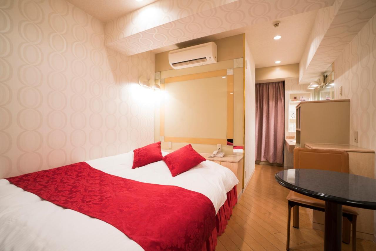 Hotel Route One Οσάκα Εξωτερικό φωτογραφία