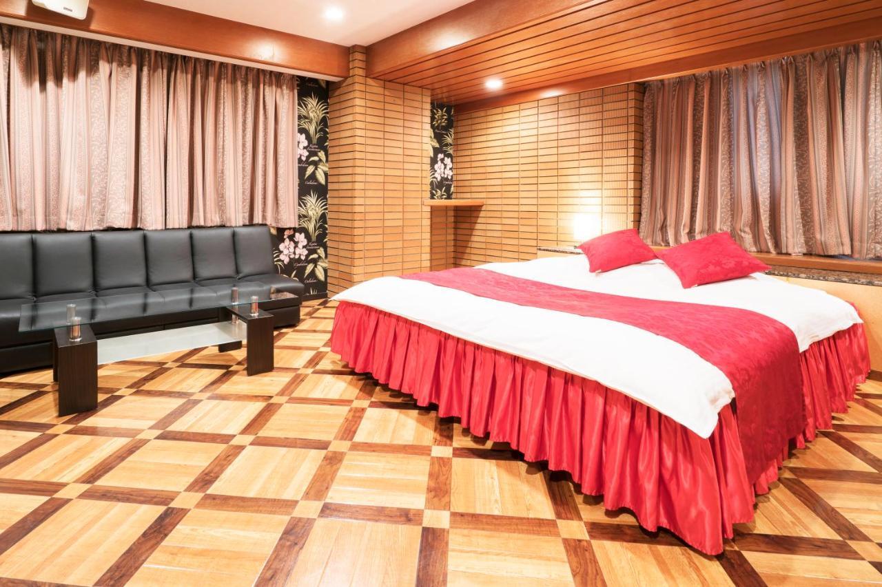 Hotel Route One Οσάκα Εξωτερικό φωτογραφία